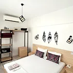 Social House
