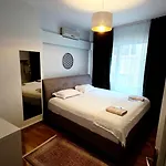 Social House