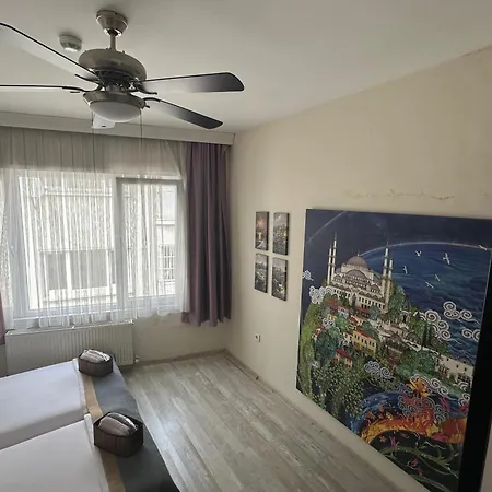 Social House Hotel
