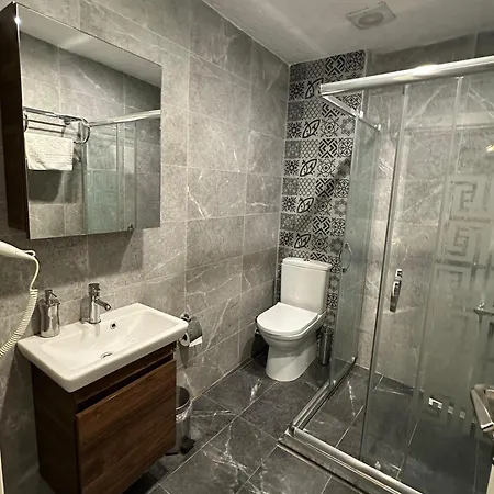Social House Hotel *