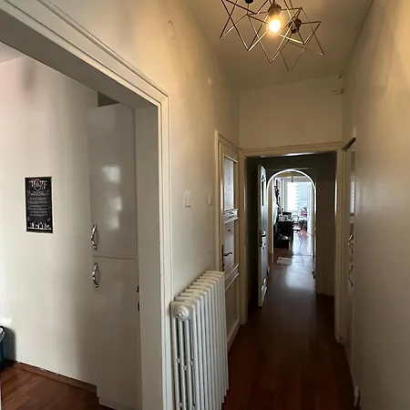 Social House Hotel